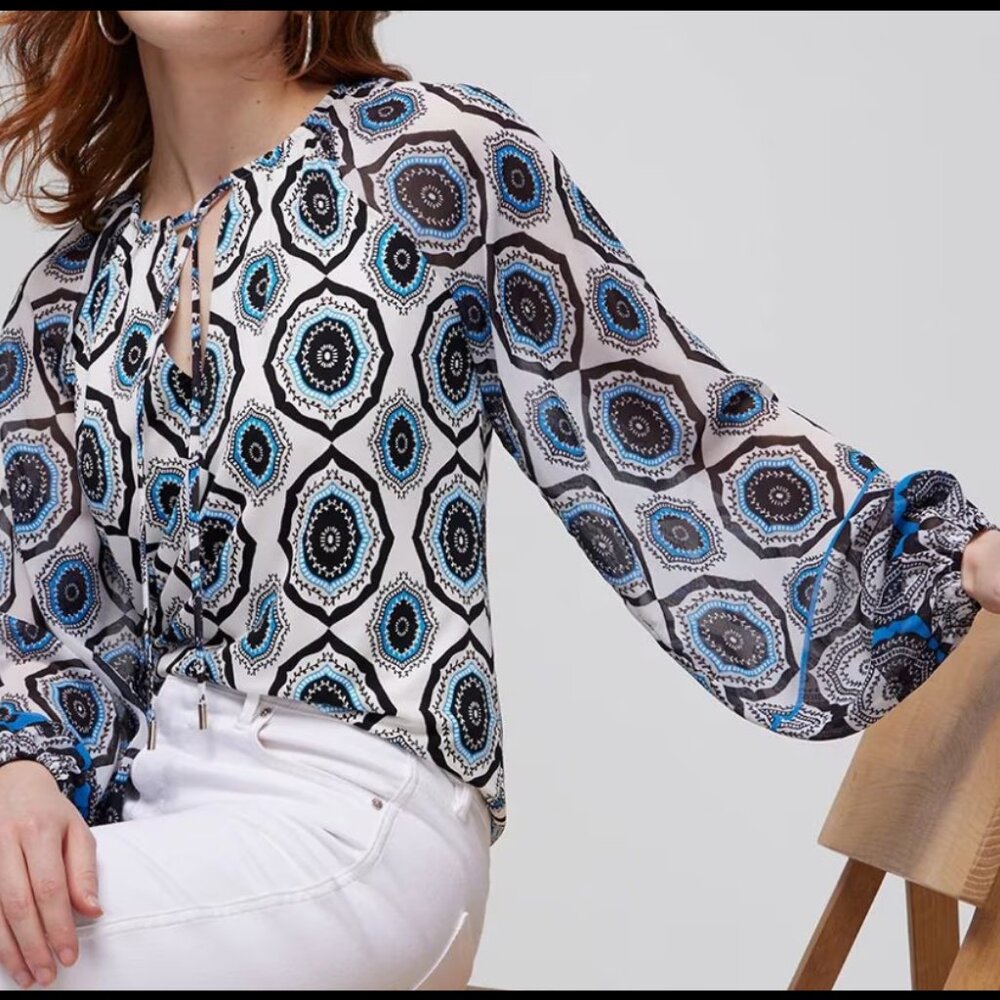 White House Black Market Top